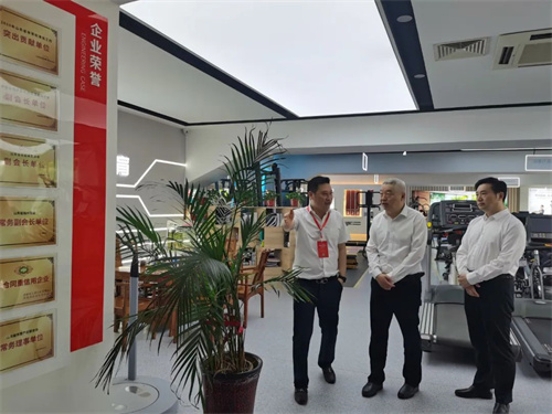 臨沂市政府王映海副市長一行蒞臨開云.kaiyun集團濟南省體旗艦店